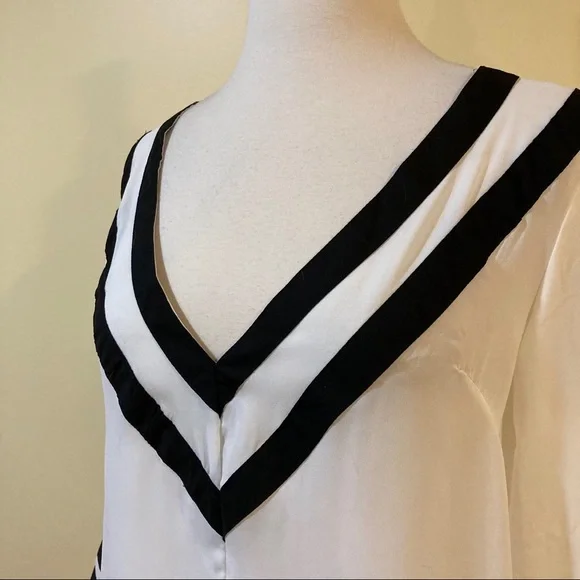 Sheer Chiffon Bold Chevron Stripe Trim Blouse - Picture 3 of 4